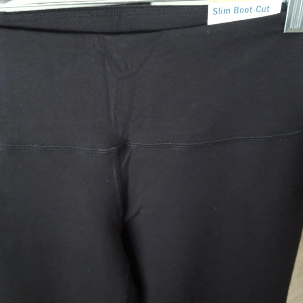 Old Navy balance boot cut legging NWT - Picture 3 of 8